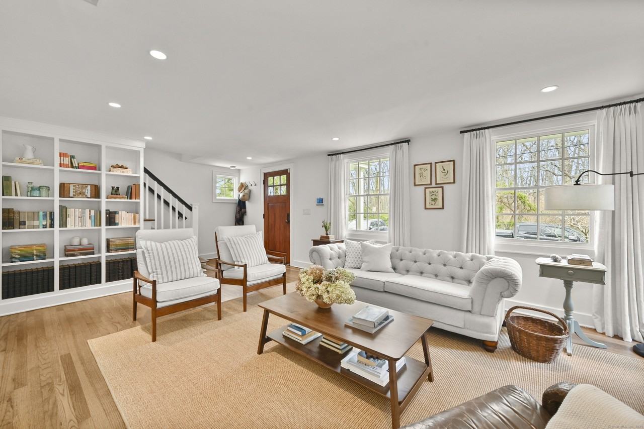 104 Roton Ave - Photo 3 of 40