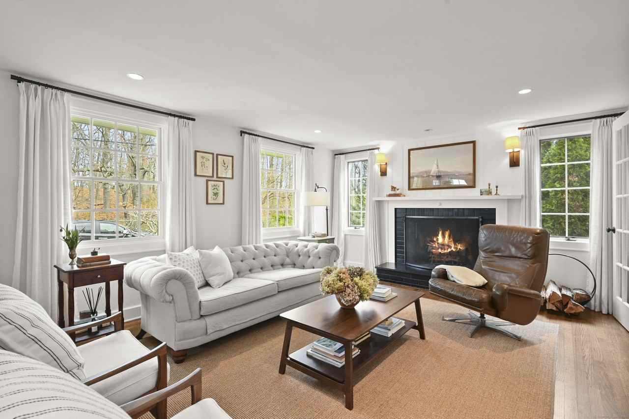 104 Roton Ave - Photo 4 of 40