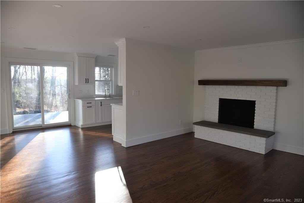 32 Deer Hill Rd - Photo 2 of 23