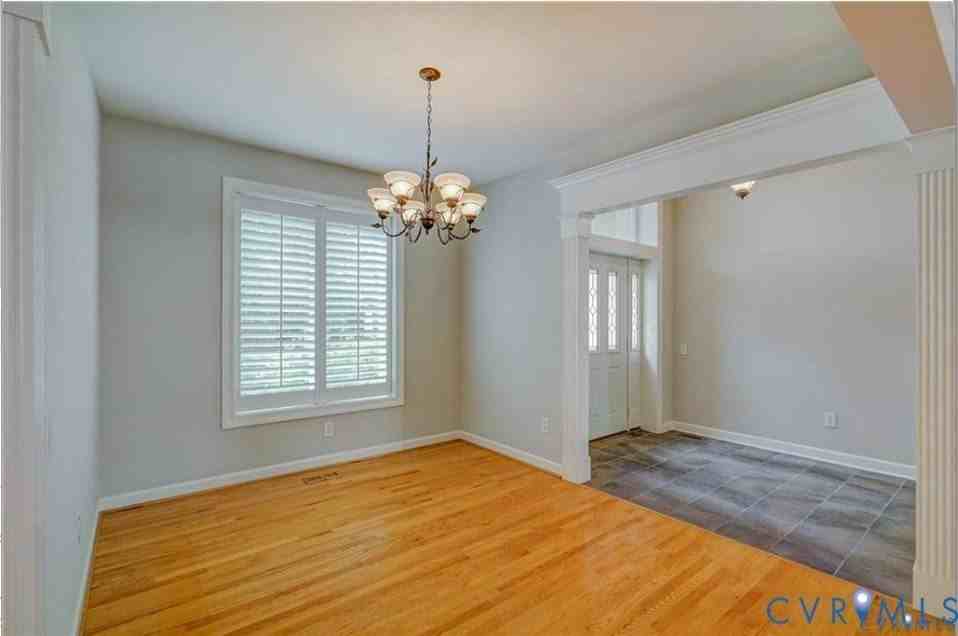 4753 Royal Burgess Ct - Photo 5 of 38