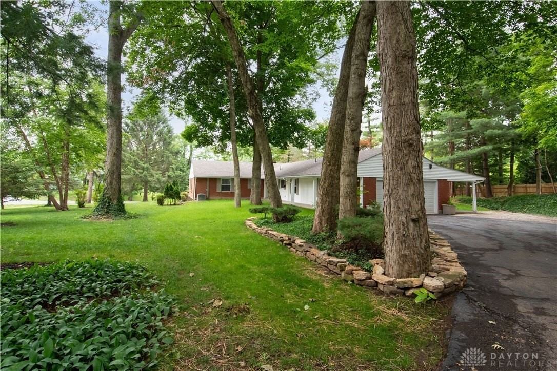 238 Towerview Rd - Photo 3 of 25