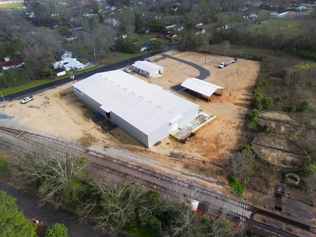 301 Gundy Ln - Photo 2 of 17