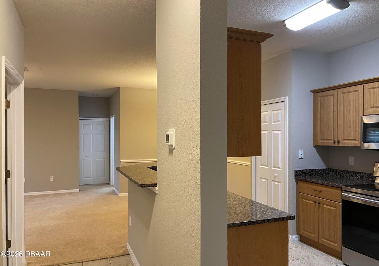 830 Airport Rd Apt 414 - Photo 3 of 30