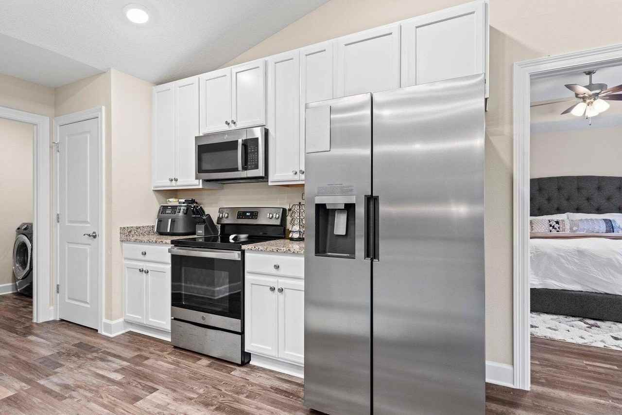 2784 Keats Drive - Photo 6 of 17