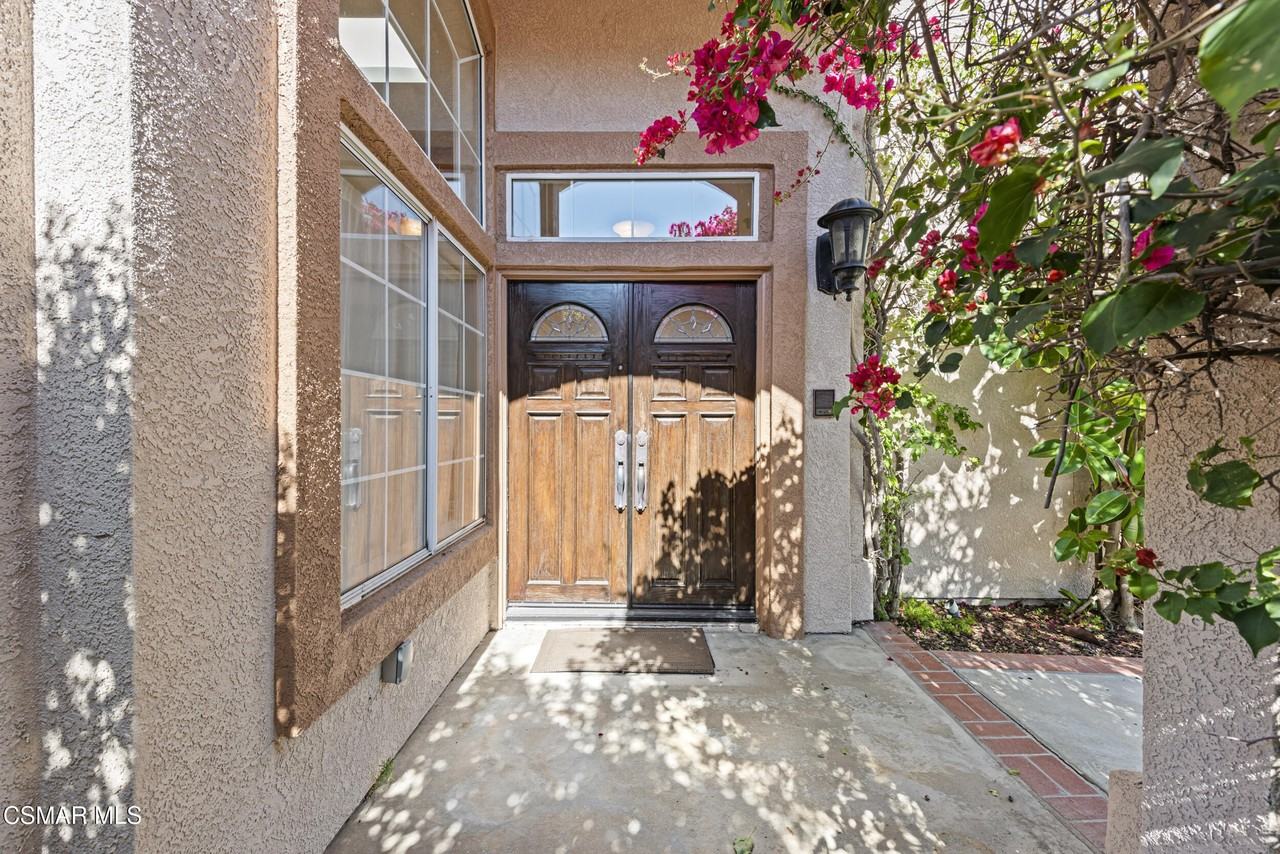 1811 Fox Springs Circle - Photo 2 of 40