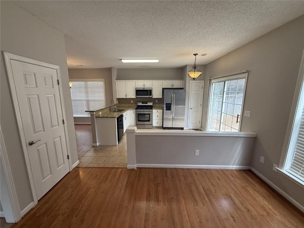 10965 Wittenridge Dr - Photo 4 of 31