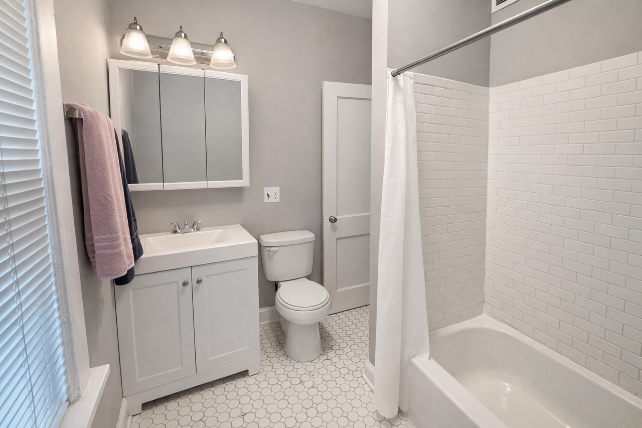 6656 N Newgard Ave #2 - Photo 6 of 9