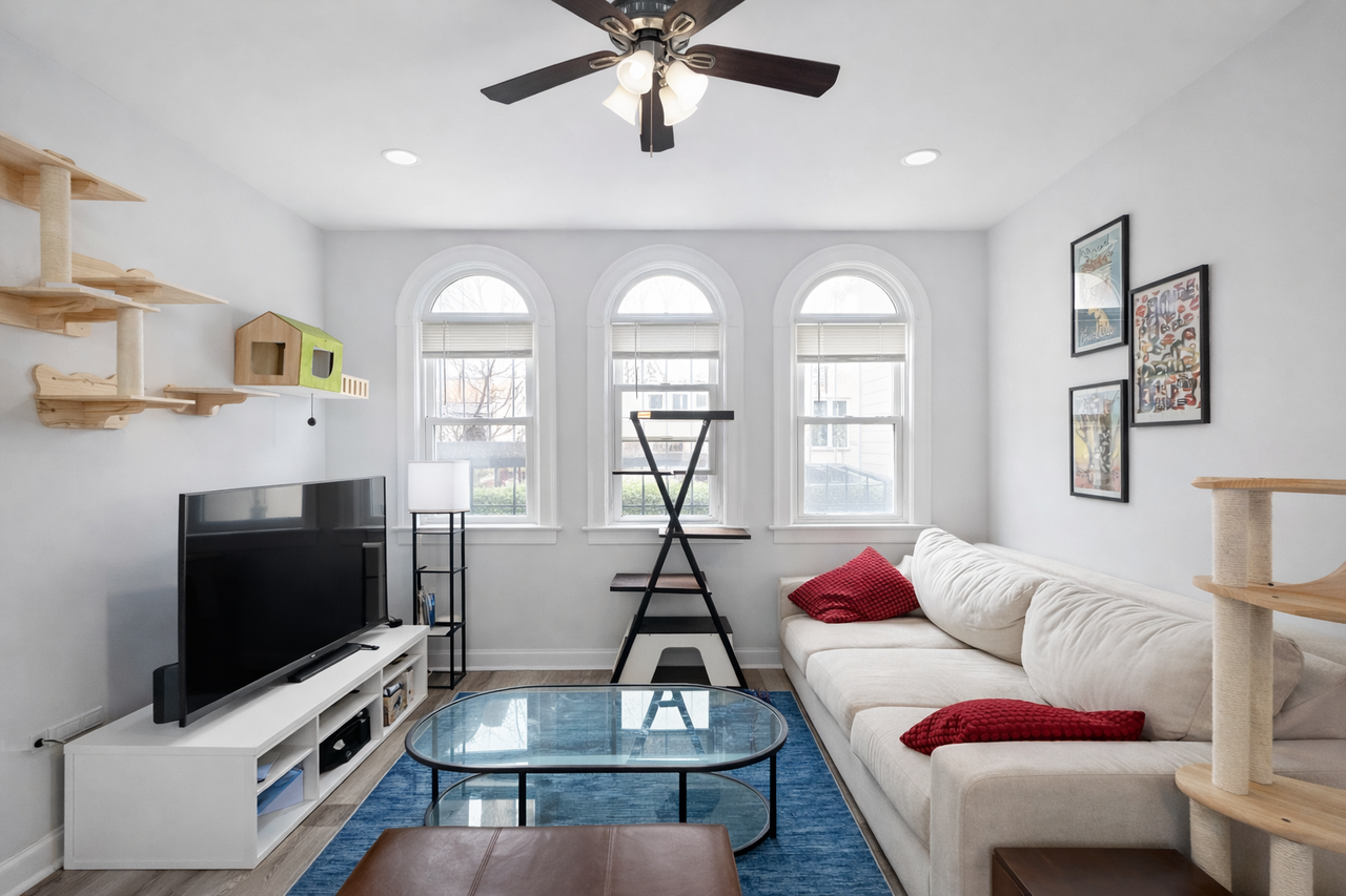 3449 N Elaine Pl #101 - Photo 2 of 6