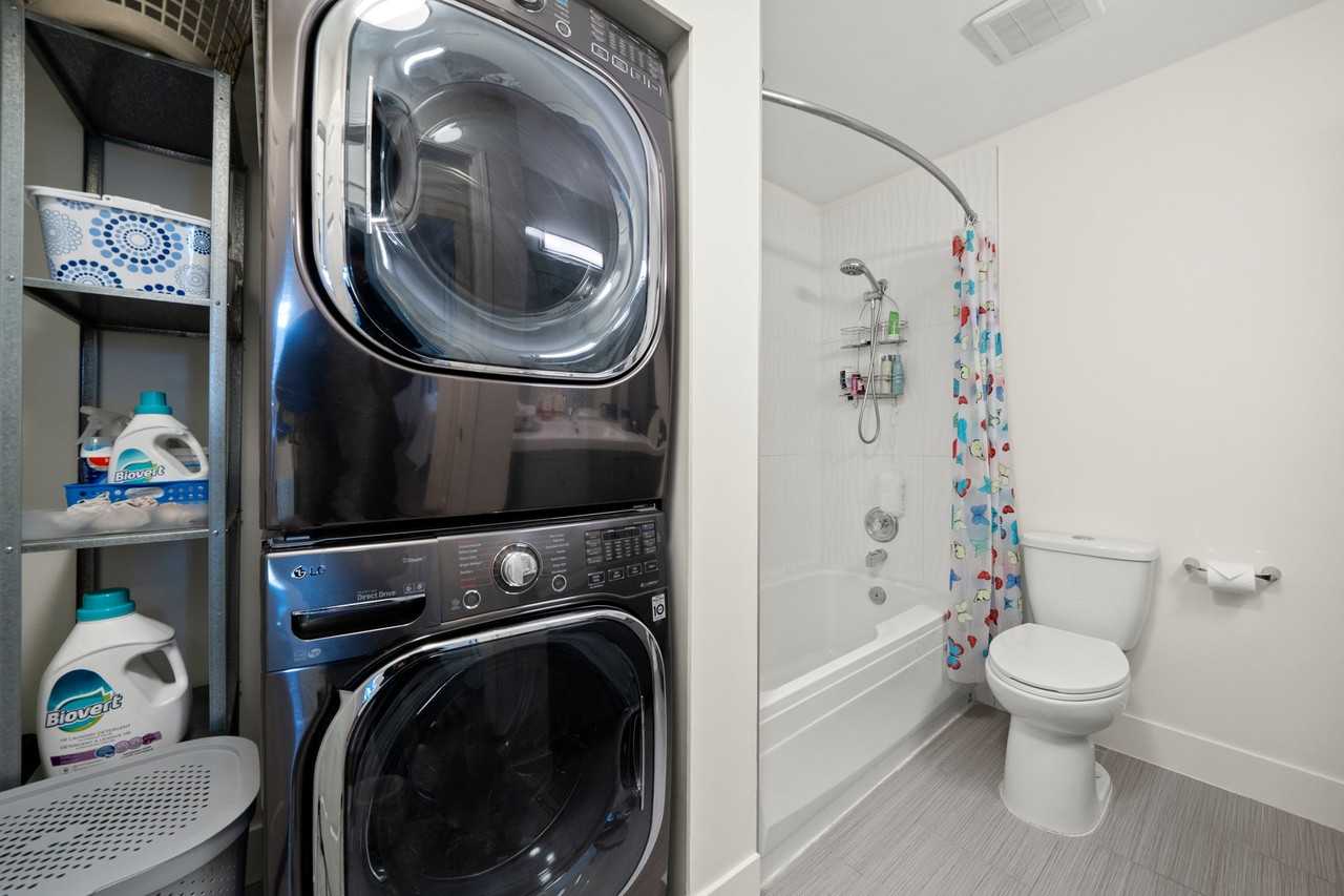 630 Roche Point Drive - Photo 10