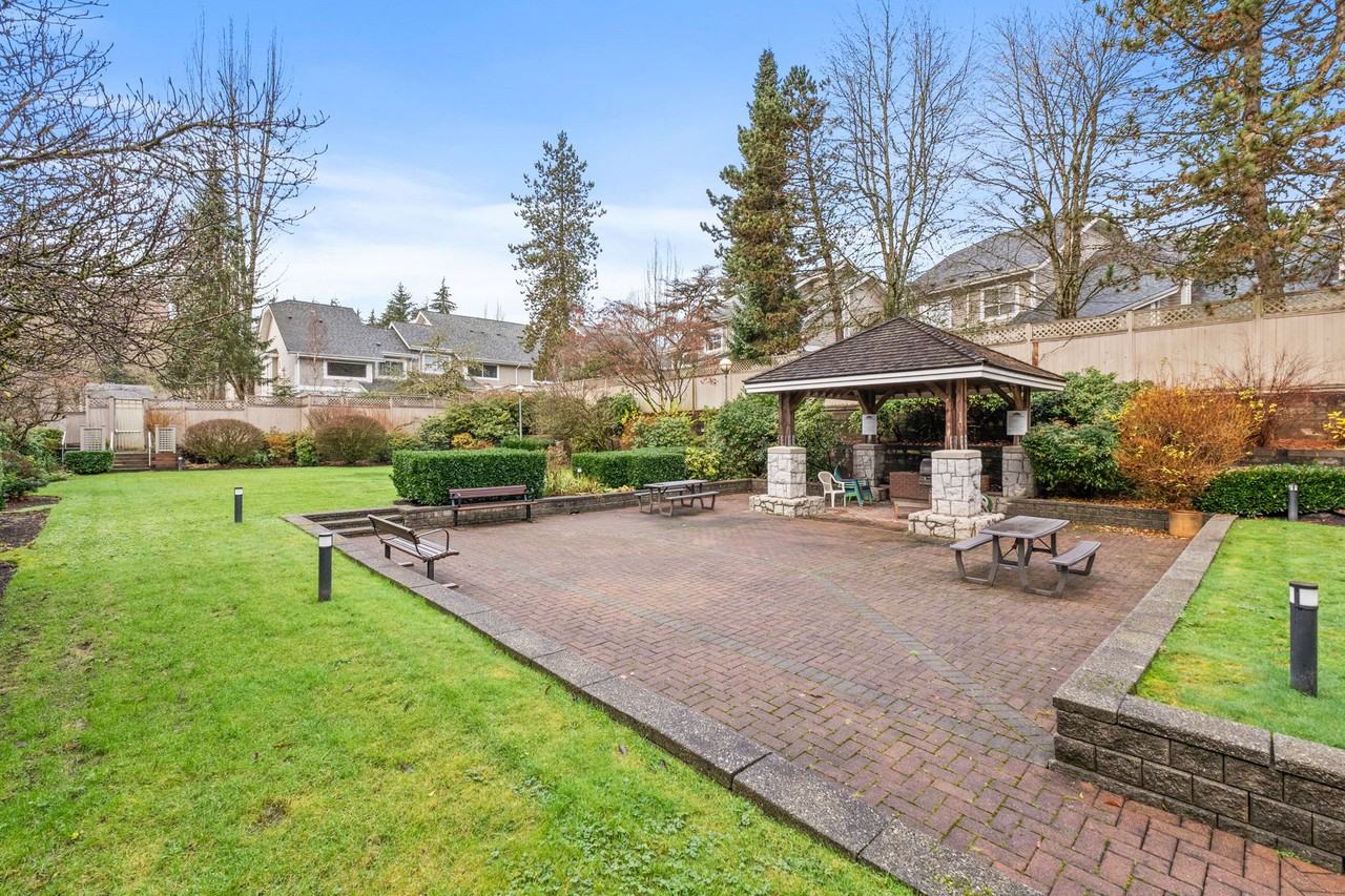 630 Roche Point Drive - Photo 11
