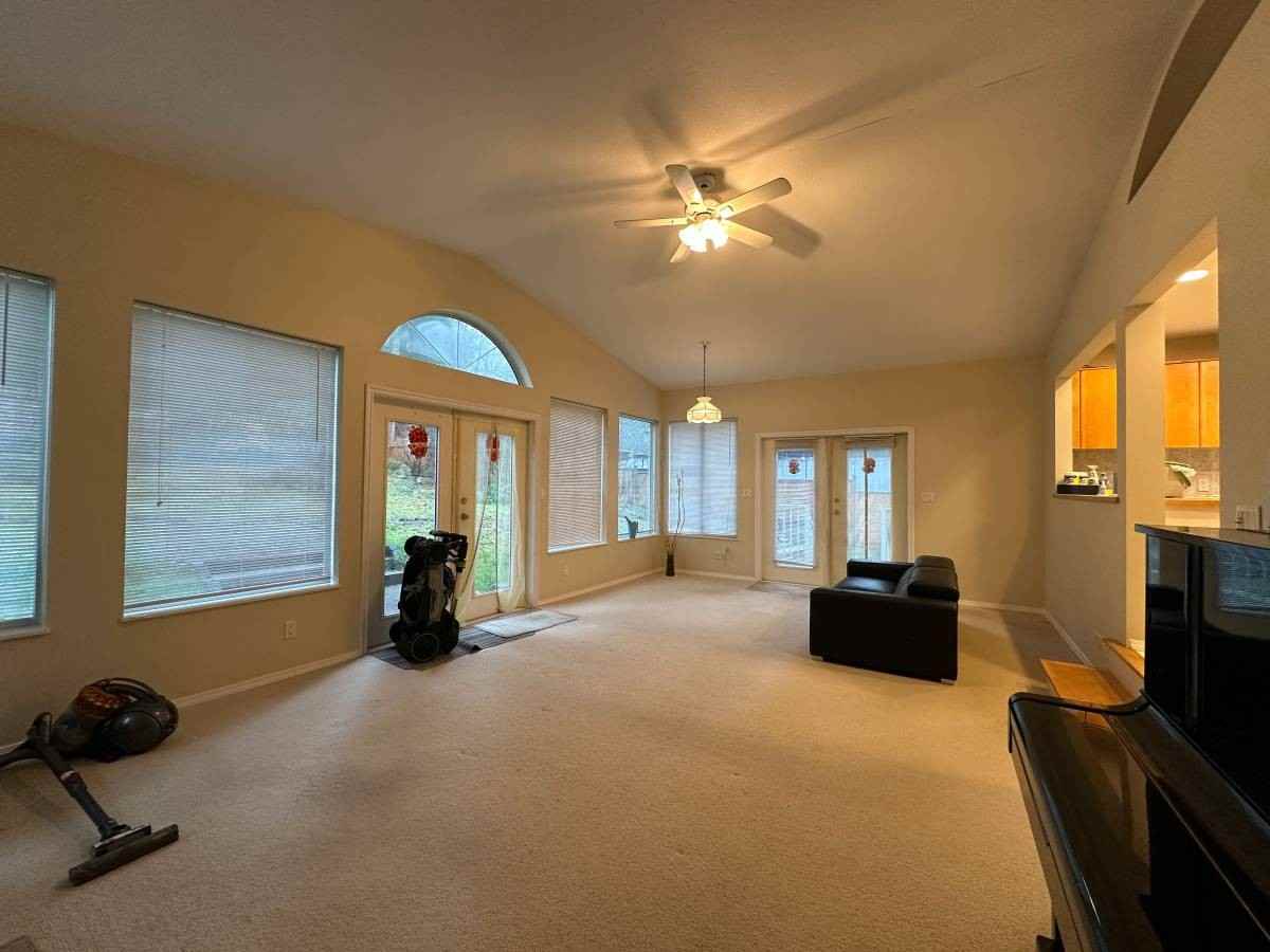 3040 Armada Street - Photo 6 of 17