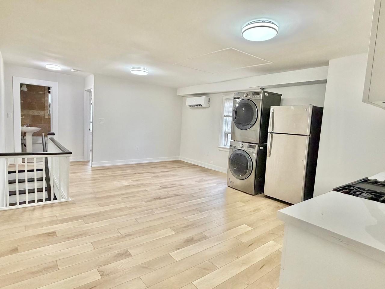 17 Belgravia Avenue - Photo 5 of 25