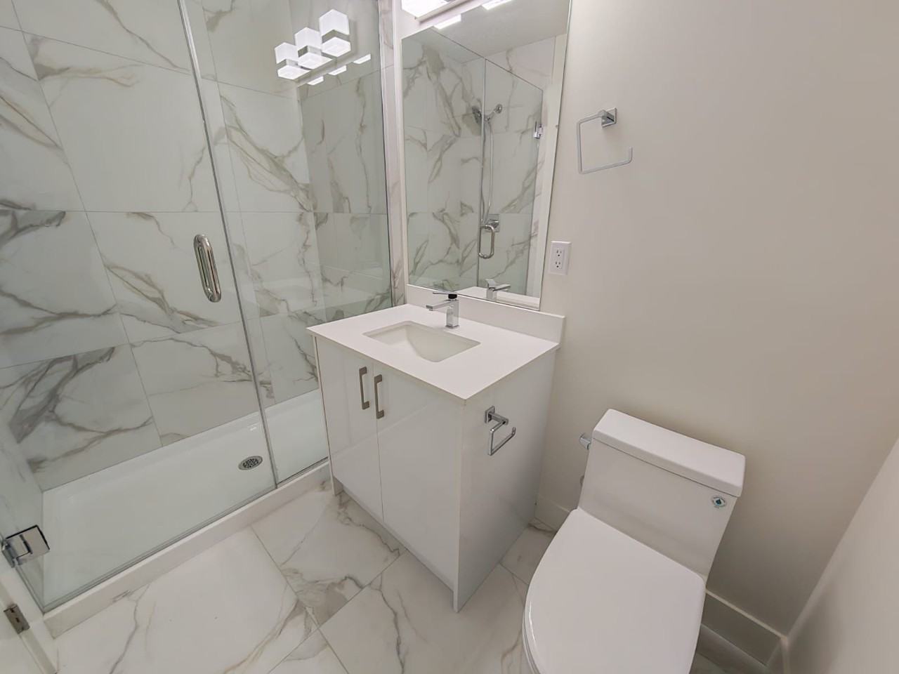 15739 Fraser Highway #203 - Photo 3 of 11