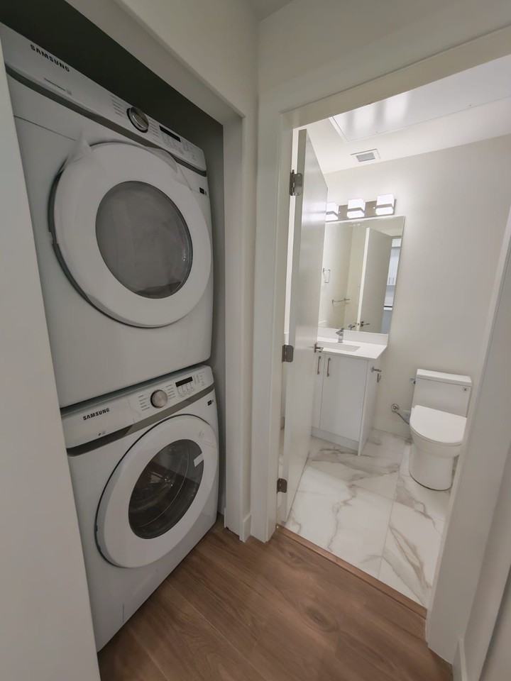 15739 Fraser Highway #203 - Photo 6 of 11