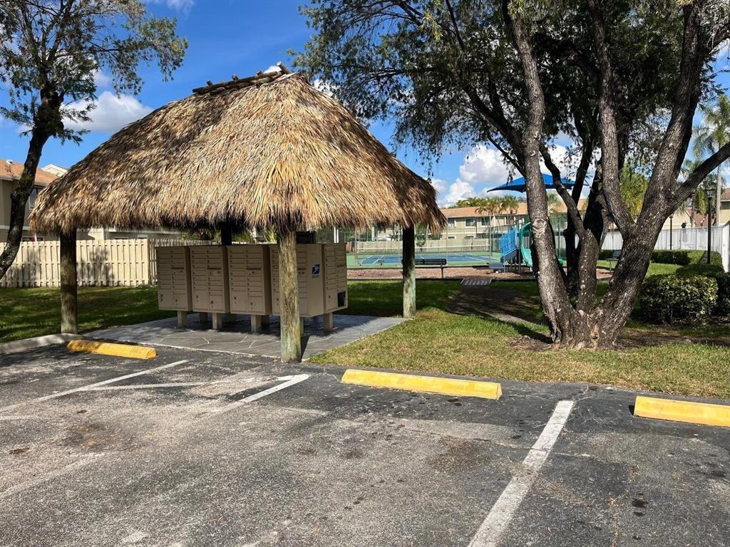 3573 Nw 111th Ter - Photo 3 of 21