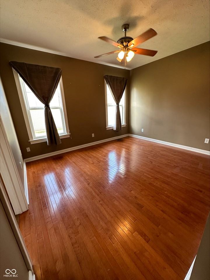 1720 Yandes St - Photo 6 of 13