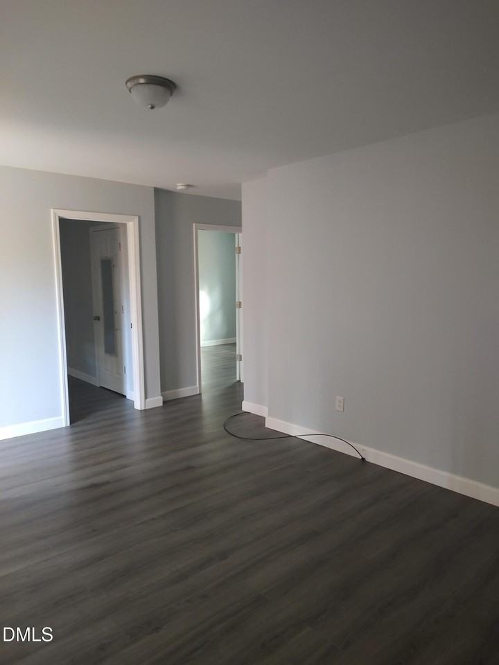 693 Boddie St - Photo 7 of 7