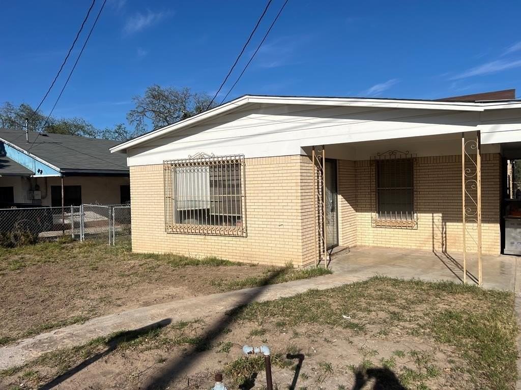 564 N San Marcos St - Photo 2 of 21