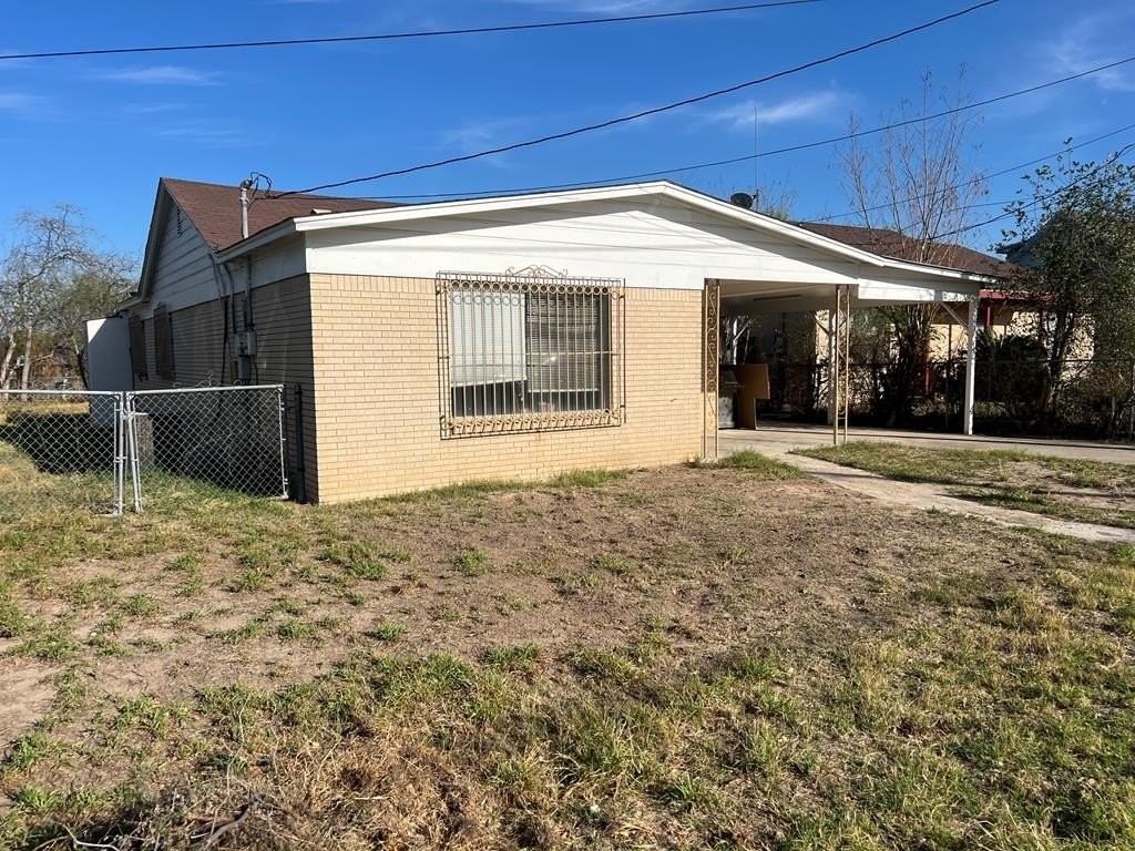 564 N San Marcos St - Photo 3 of 21