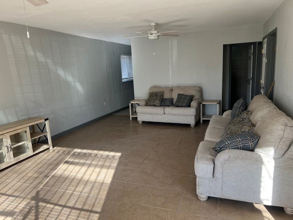 564 N San Marcos St - Photo 6 of 21