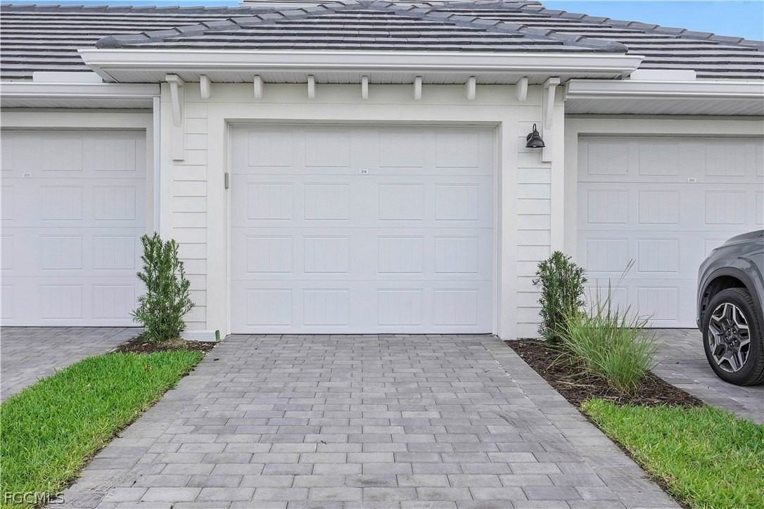 15265 Green Acres Ave Unit 214 - Photo 7 of 47