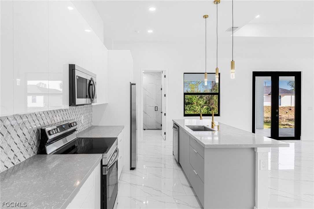 3604 29th St Sw - Photo 7 of 38