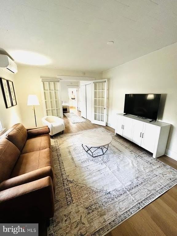 525 N Broad St - Photo 2 of 14