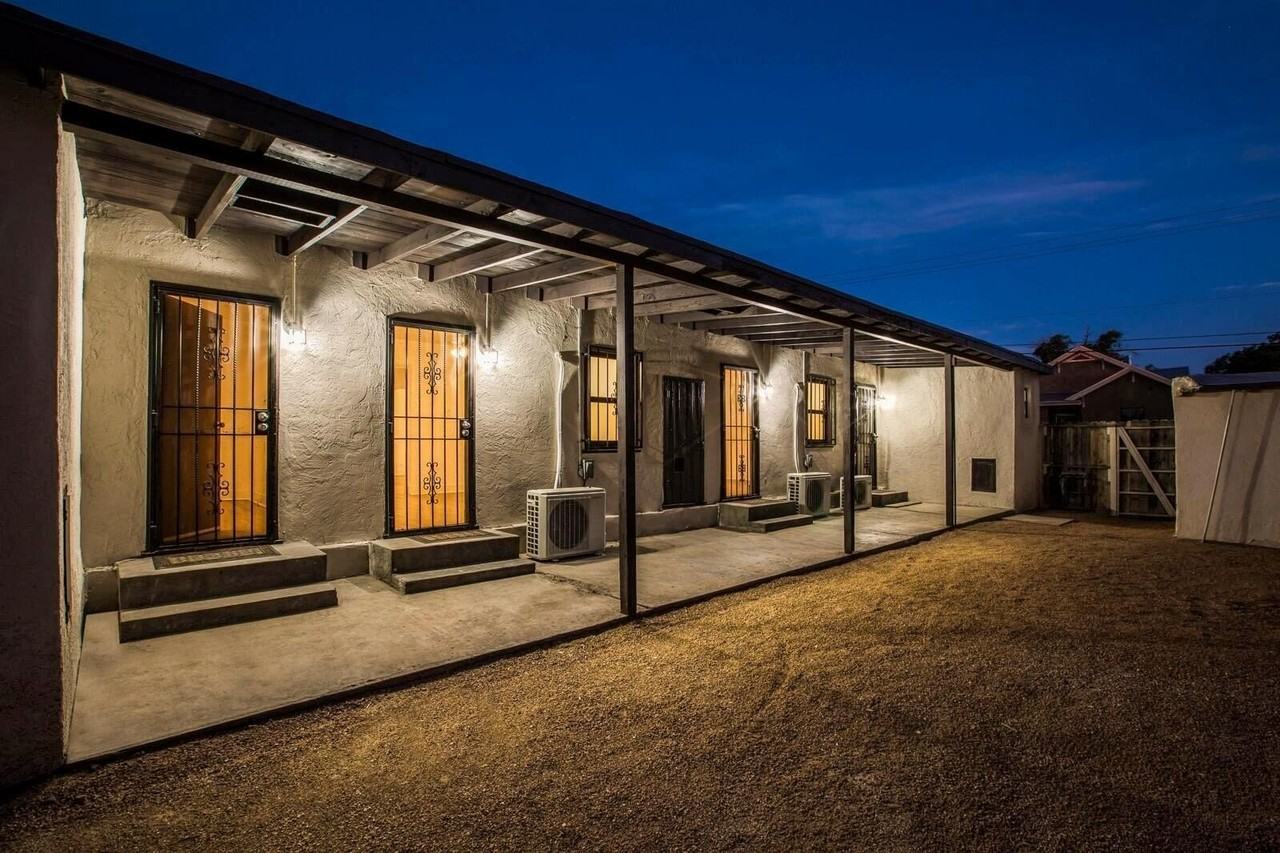 2101 New York Ave Sw Apt 2 - Photo 2 of 24