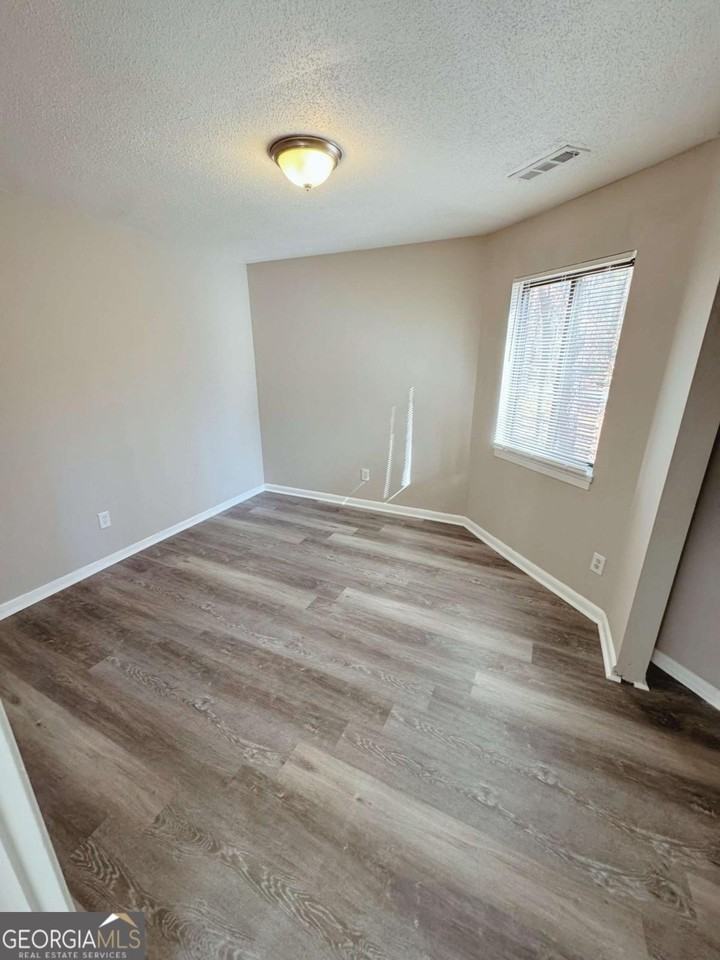 2553 Terrace Trl - Photo 2 of 13