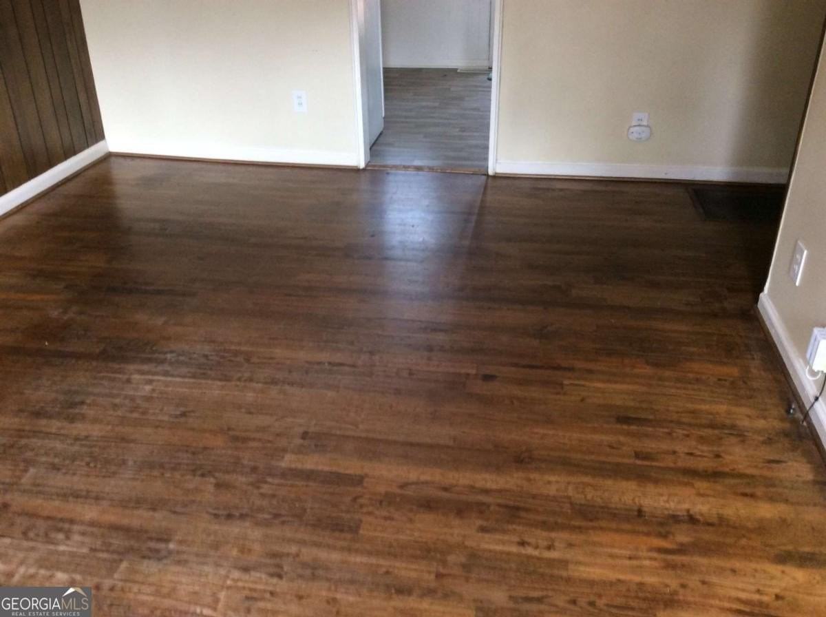 105 E Mimosa Dr - Photo 3 of 18