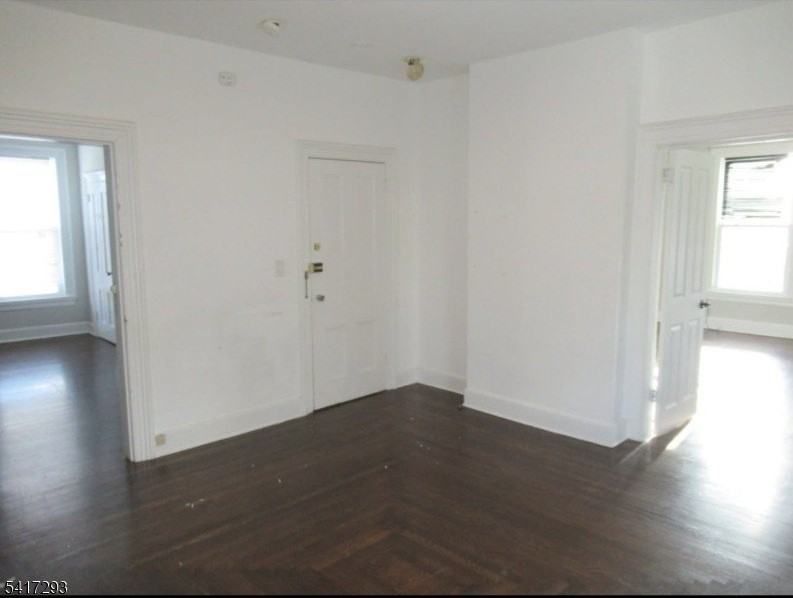 3 W Fairview Ave #B - Photo 3 of 11