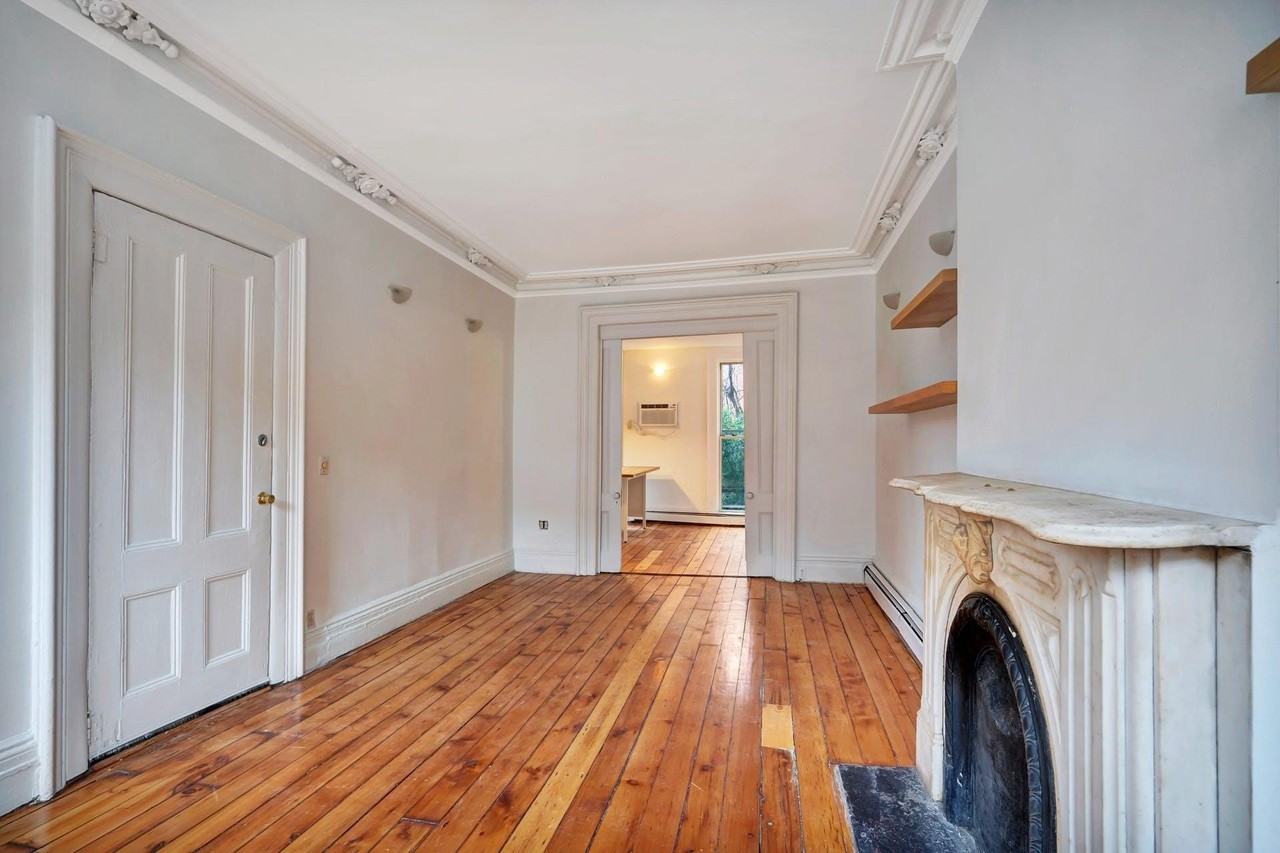 520 Manila Ave #1 - Photo 4 of 30