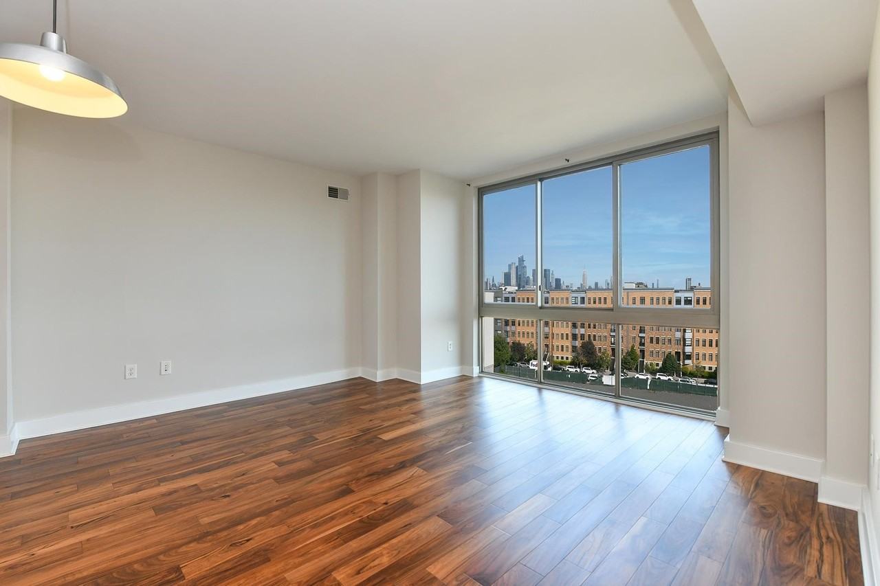 800 Jackson St #607 - Photo 3 of 29