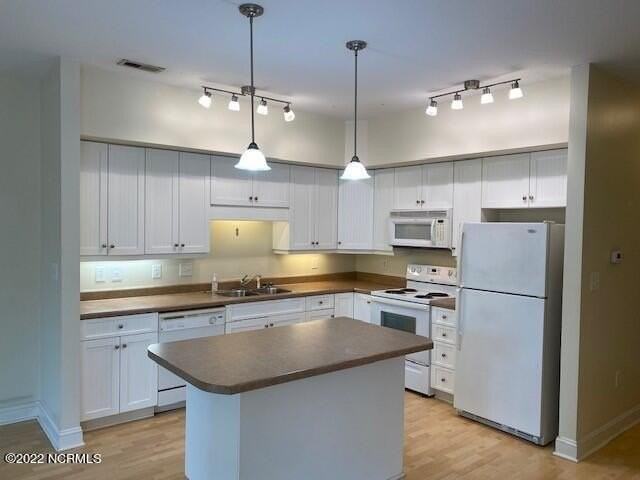 200 Lighthouse Ln Apt C3 - Photo 2 of 3