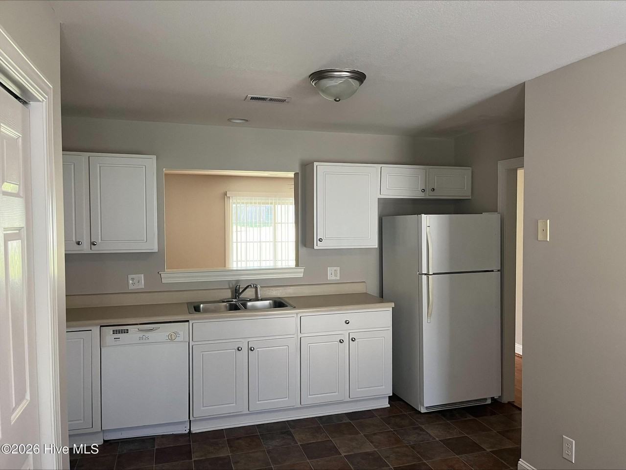 4133 Brook Creek Ln Unit A - Photo 3 of 12