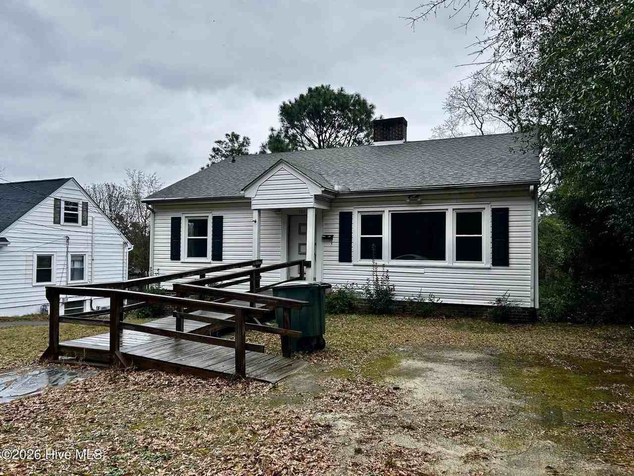 506 Minturn Ave - Photo 2 of 31