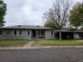 featured image of 705 Lee St