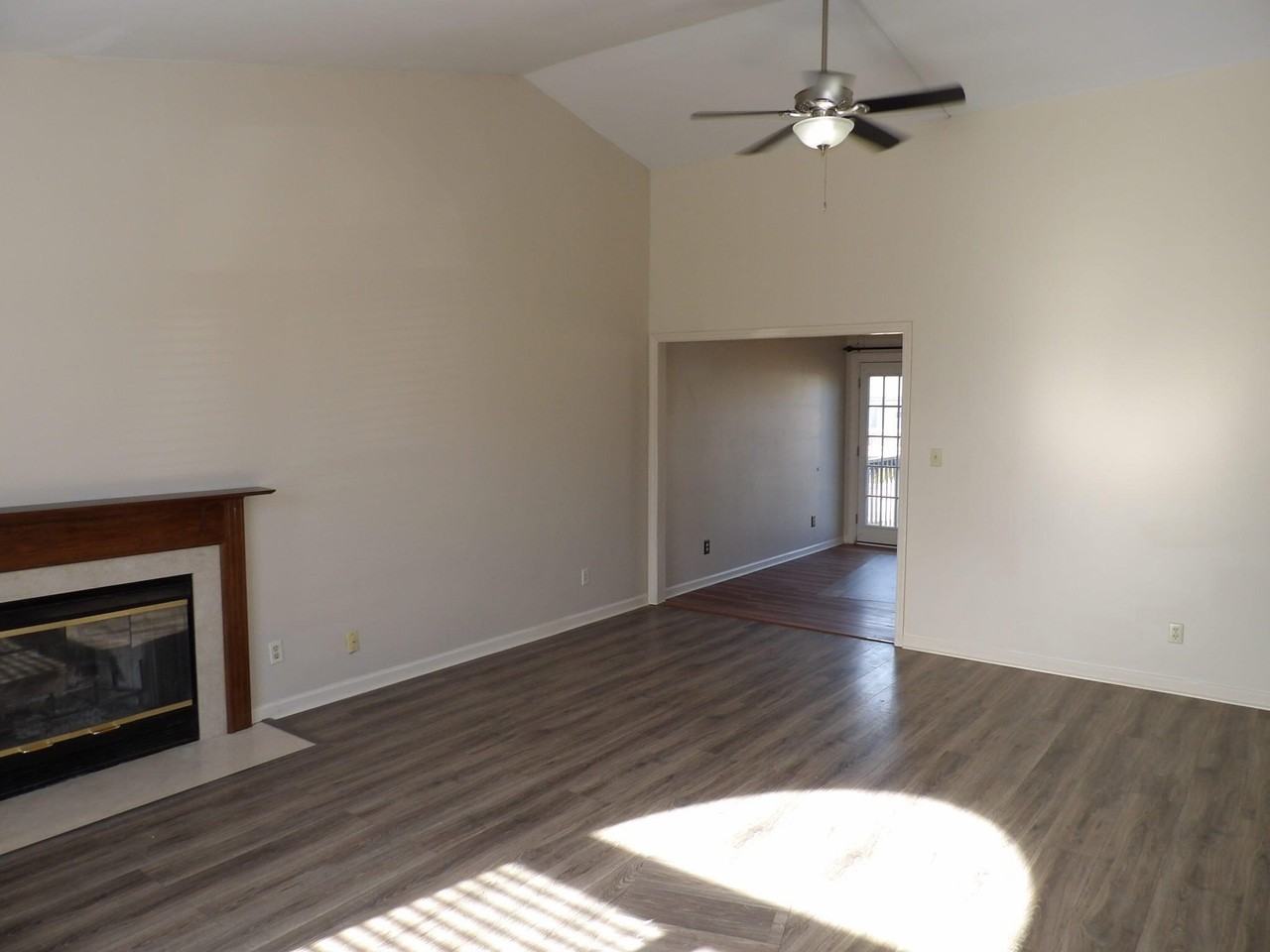 107 Shannon Ln - Photo 6 of 50