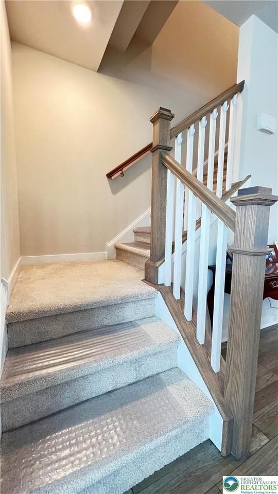 7509 Clayton Ave - Photo 3 of 23