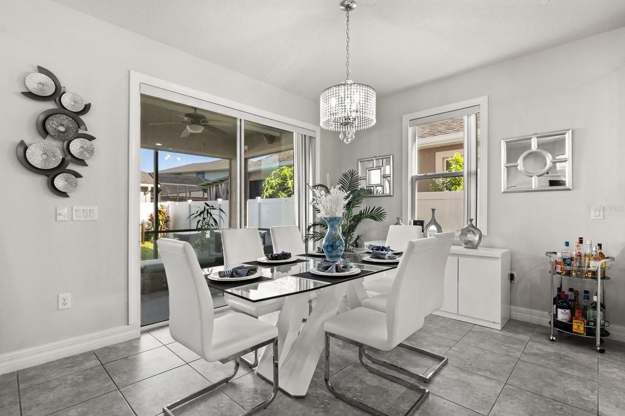 2417 Chateau Loop - Photo 6 of 16