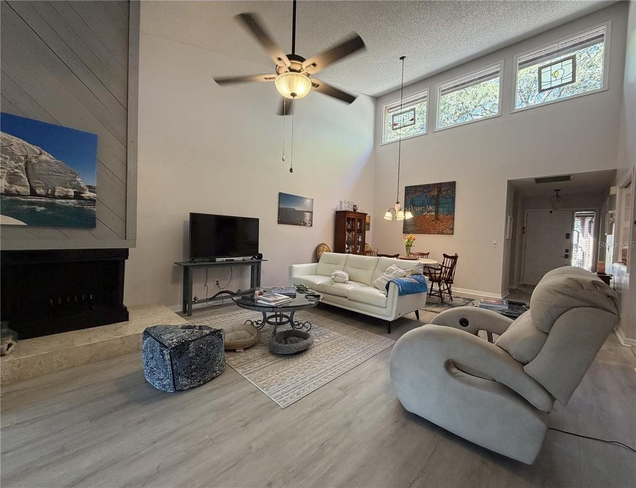 411 Newton Pl - Photo 5 of 17