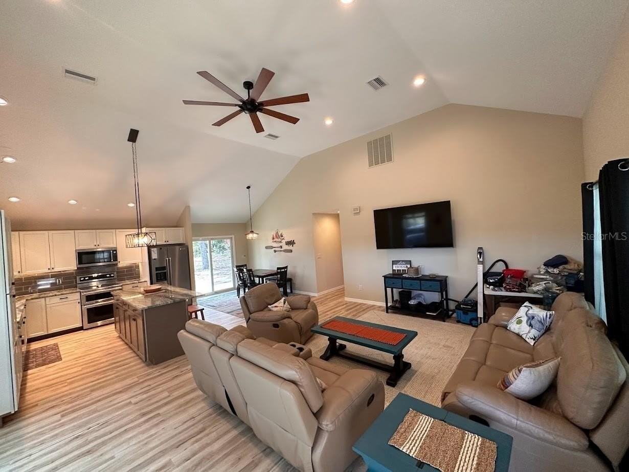 24876 Ne 135th Ln - Photo 3 of 24