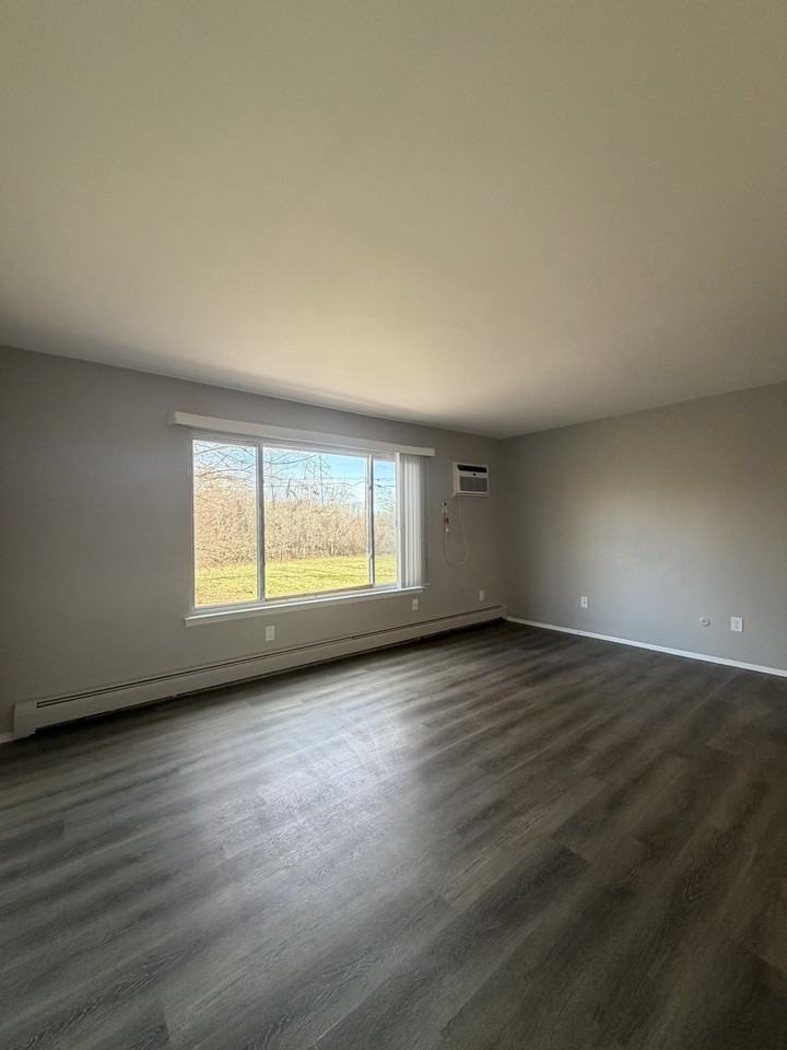 18646 Van Horn Rd #1 - Photo 2 of 9