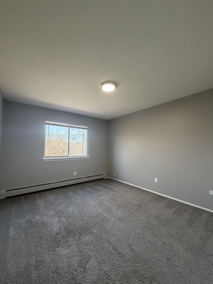 18646 Van Horn Rd #1 - Photo 6 of 9