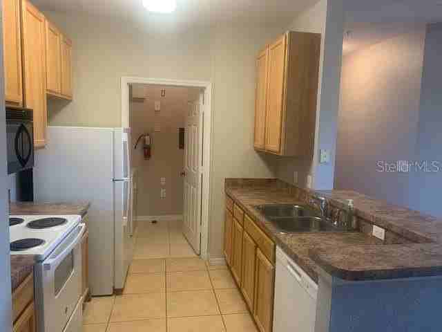 2402 Courtney Meadows Ct #303 - Photo 2 of 20