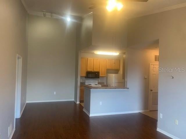 2402 Courtney Meadows Ct #303 - Photo 4 of 20