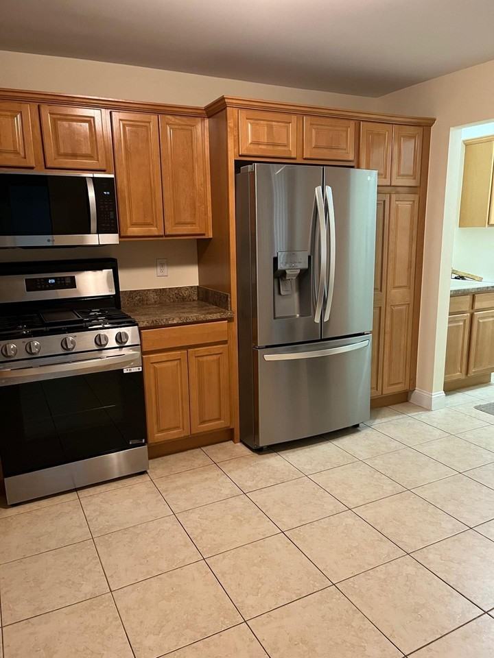 16123 Blue Spruce Ln - Photo 4 of 7