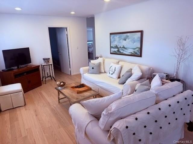 16 Magee Dr - Photo 7 of 17