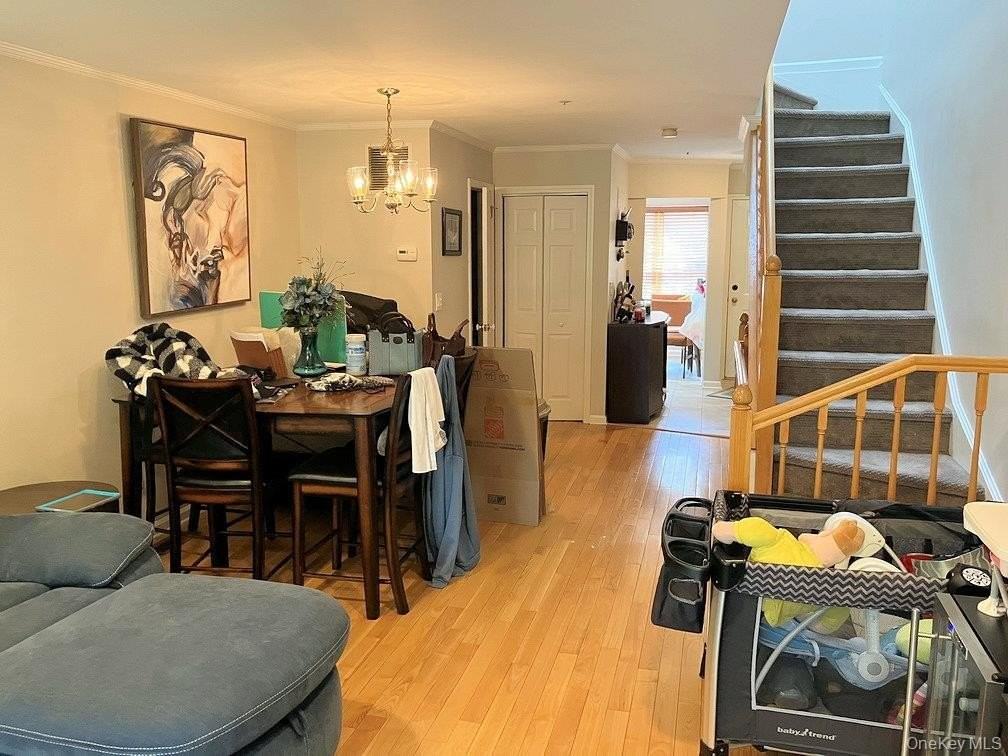 1404 Pondcrest Ln - Photo 7 of 31