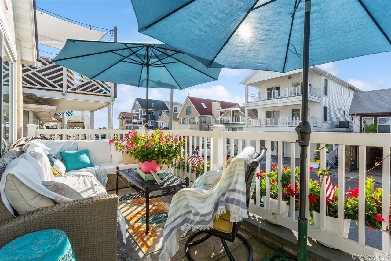 26 Illinois Ave - Photo 2 of 27